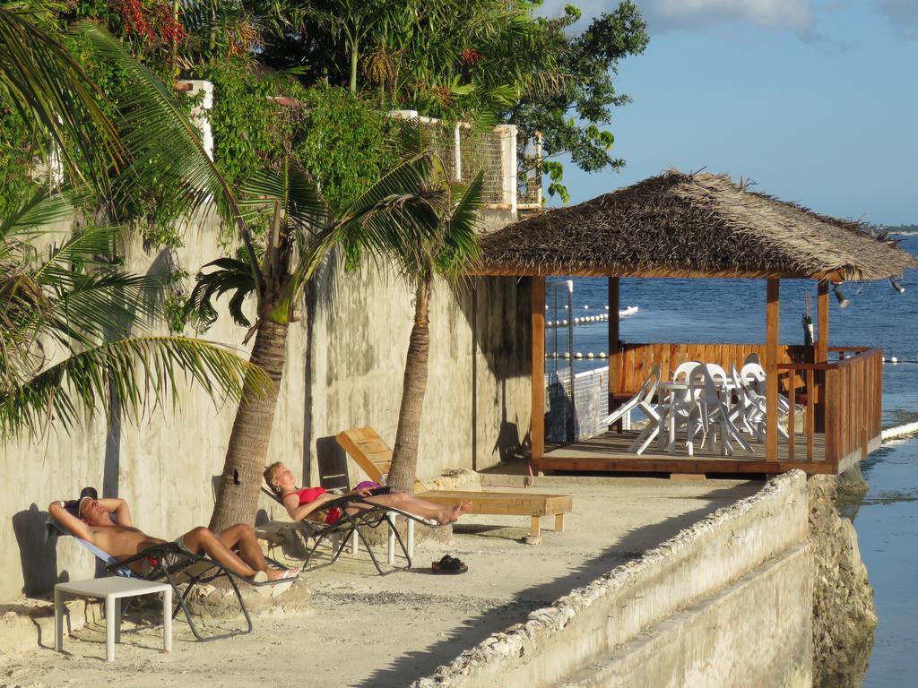 Aozora Seaside Mactan Hotel Lapu-Lapu City Buitenkant foto