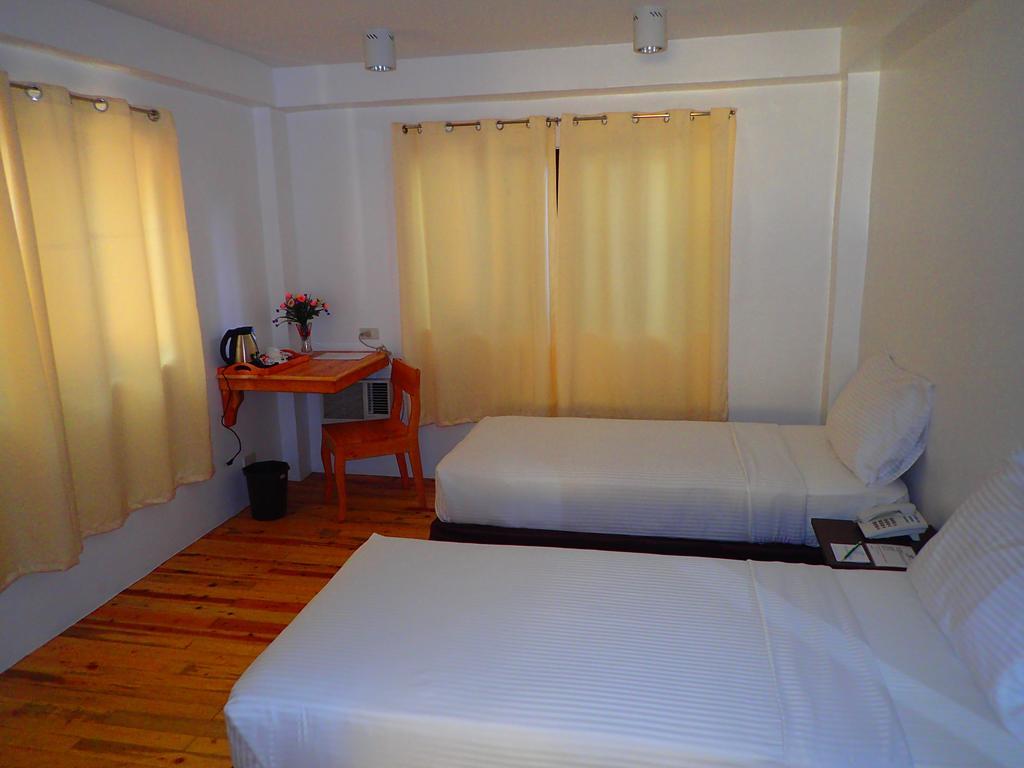 Aozora Seaside Mactan Hotel Lapu-Lapu City Buitenkant foto