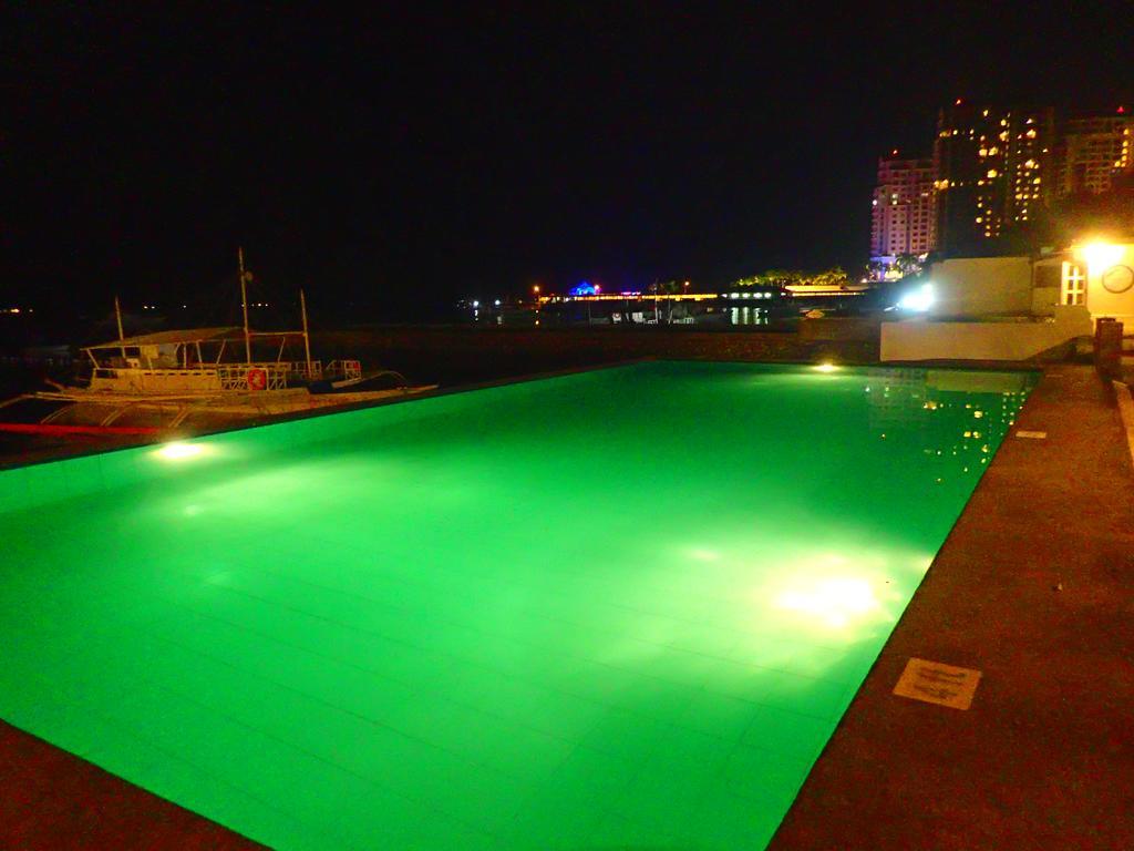 Aozora Seaside Mactan Hotel Lapu-Lapu City Buitenkant foto