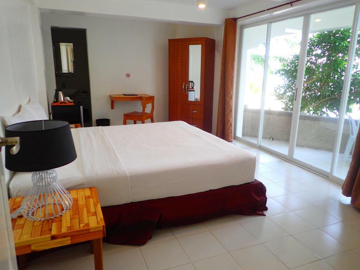 Aozora Seaside Mactan Hotel Lapu-Lapu City Buitenkant foto