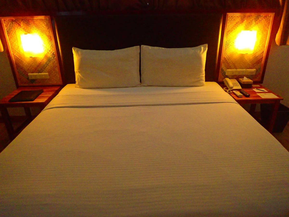 Aozora Seaside Mactan Hotel Lapu-Lapu City Buitenkant foto