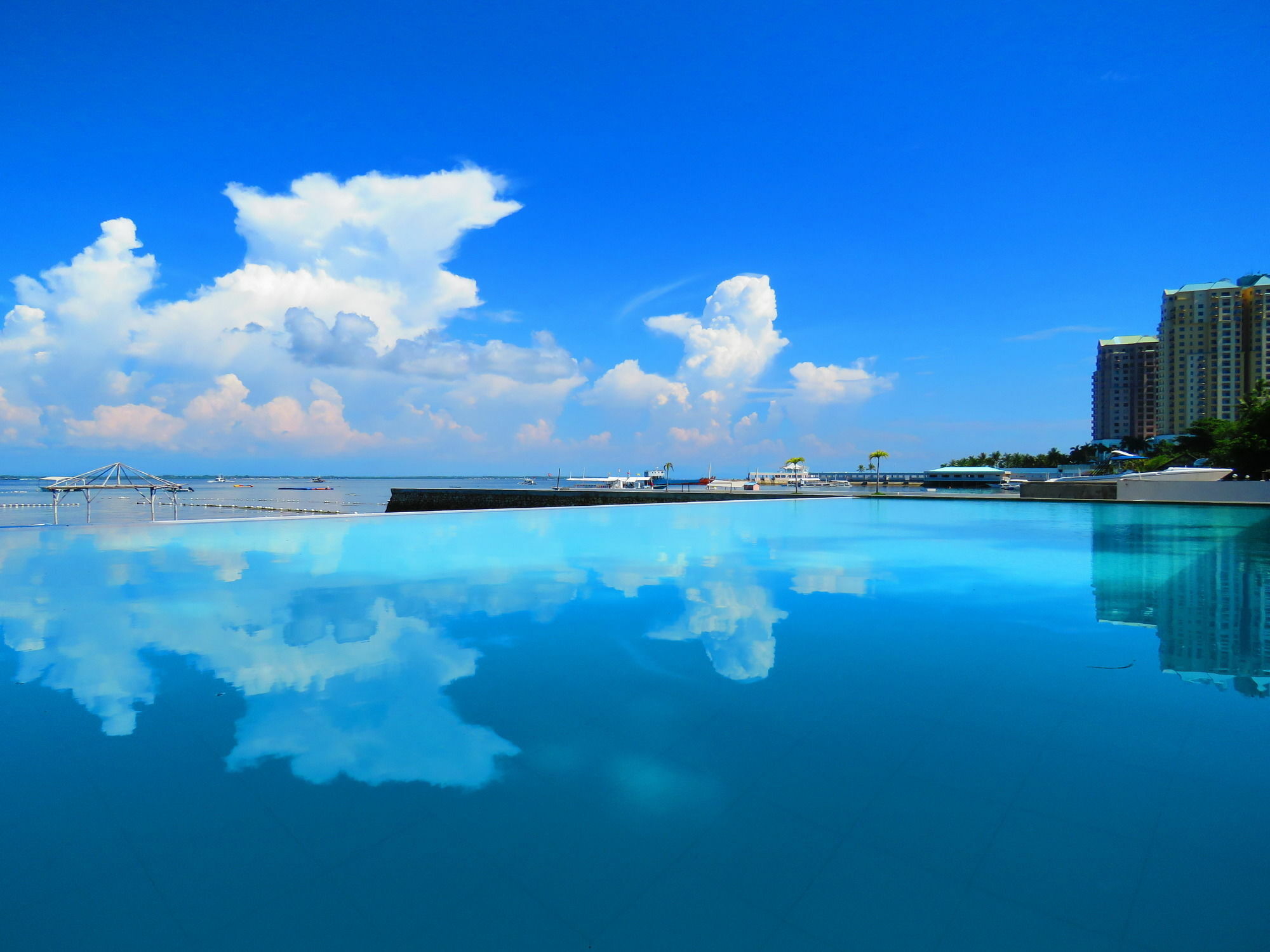 Aozora Seaside Mactan Hotel Lapu-Lapu City Buitenkant foto